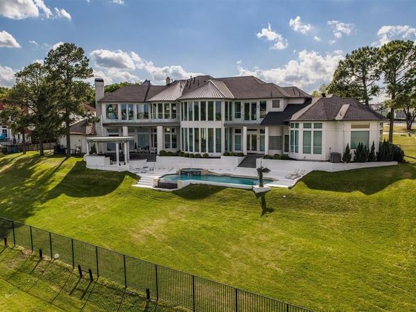656 Timbercrest Circle, Highland Village, TX 75077