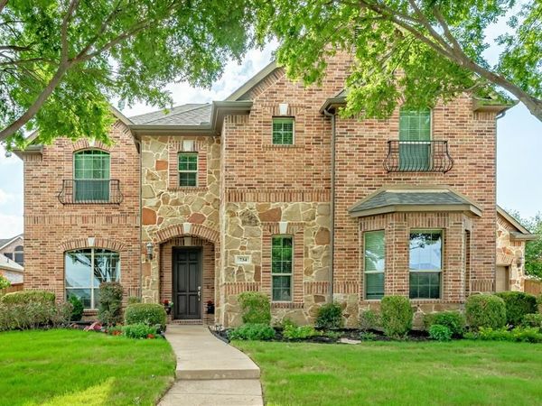 734 Beaver Creek Drive, Murphy, TX 75094