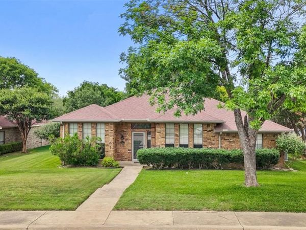 431 Tate Drive, DeSoto, TX 75115