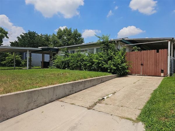 1420 Edney Street, Fort Worth, TX 76115