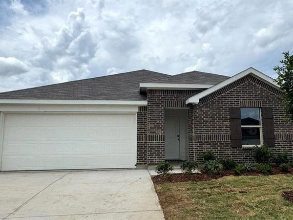 1060 BURNT RANCH Lane, Fort Worth, TX 76131