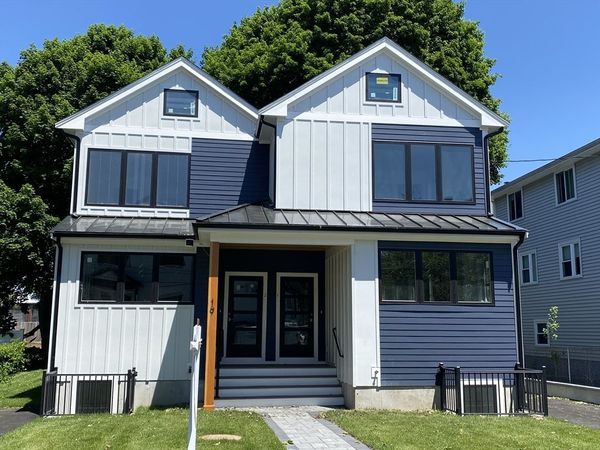 19 Keith St, Unit 1, Watertown, MA 02472