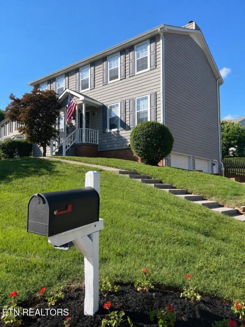 1109 Harbour Shore Drive, Knoxville, TN 37934 Main Photo