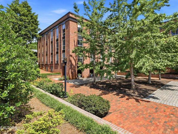 1400 Kenesaw Ave, Knoxville, TN 37919