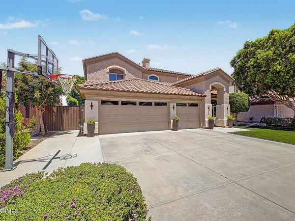 474 E RANCH Road, Gilbert, AZ 85296