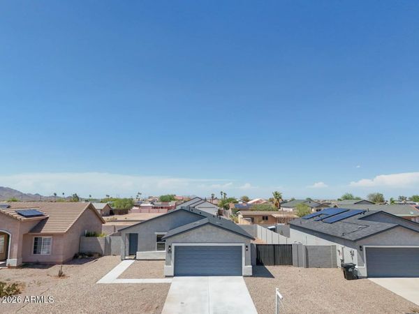 9510 W TINAJAS Drive, Arizona City, AZ 85123