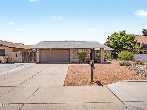 5545 W SUNNYSIDE Drive, Glendale, AZ 85304