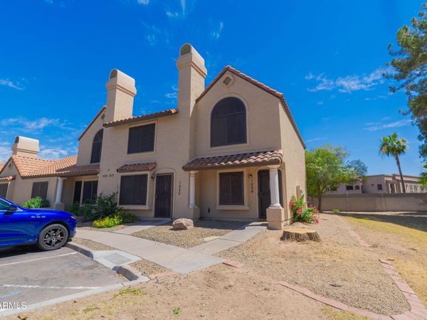 921 W UNIVERSITY Drive, Unit 1024, Mesa, AZ 85201