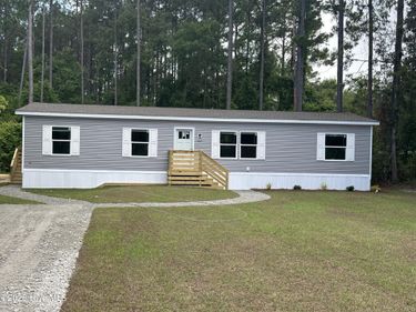 317 N Red Maple Court, Swansboro, NC 28584