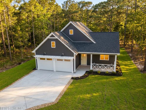 1216 Jefferson Road , Boiling Spring Lakes, NC 28461