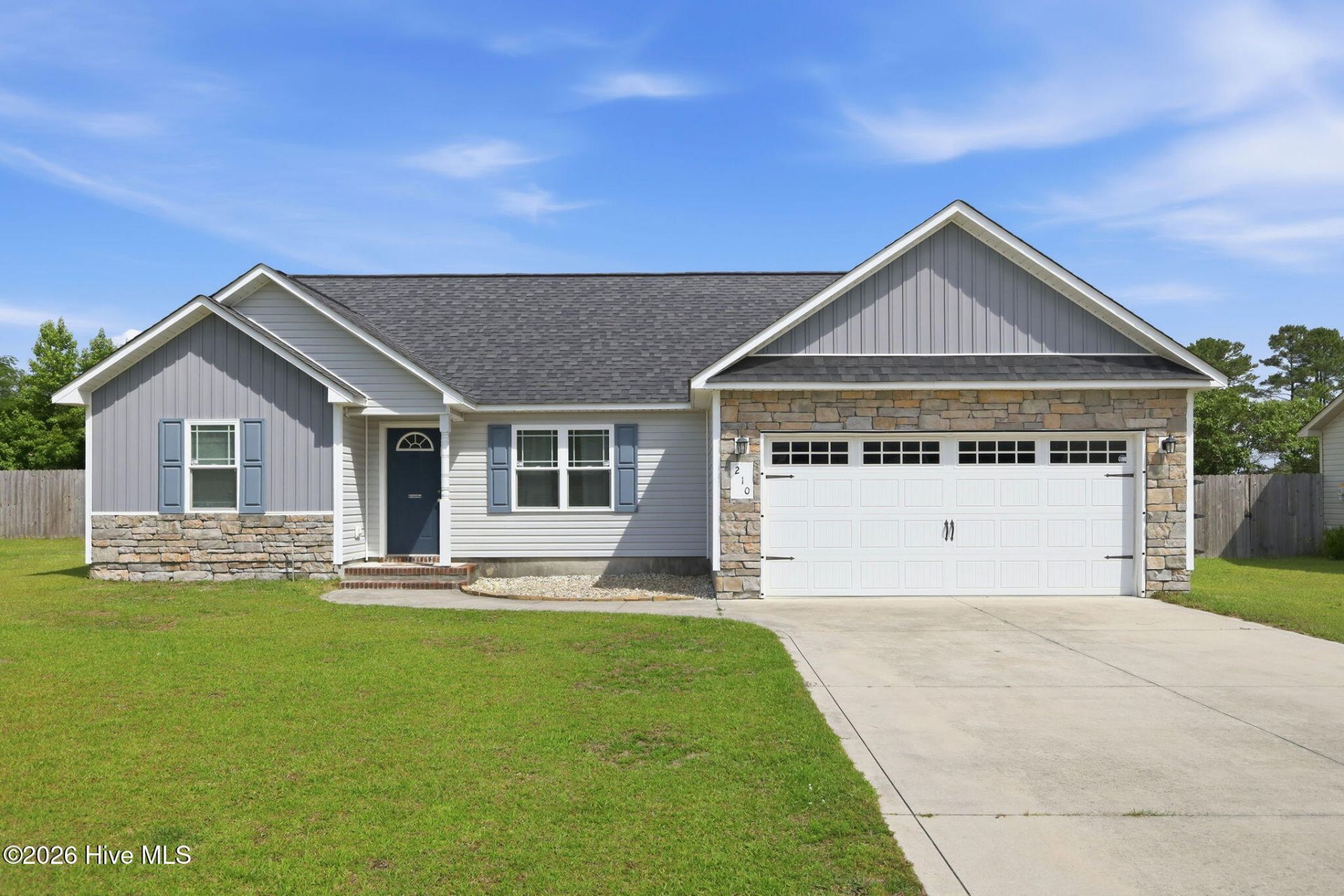 210 Brice Court , Hubert, NC 28539 Main Photo