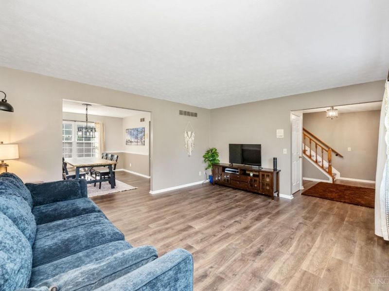 943 Saffron Lane, Miami Twp, OH 45150 Photo 10