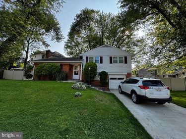 3300 N HARRISON STREET , ARLINGTON, VA 22207