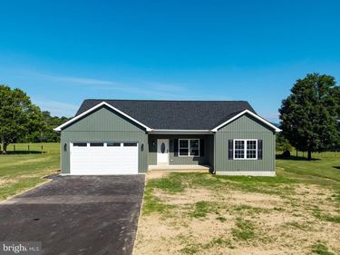 131 DEERFIELD ESTATES DRIVE, STANLEY, VA 22851