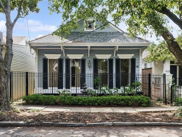 427 ARABELLA Street, New Orleans, LA 70115