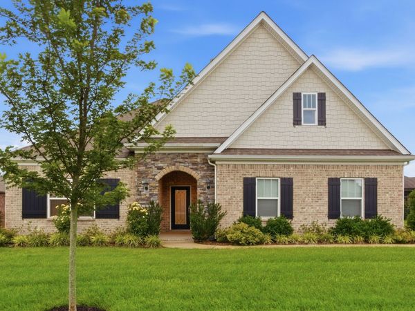 6013 Turncreek Rd , Thompsons Station, TN 37179