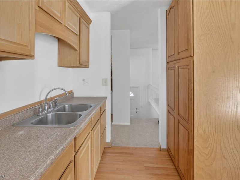 3234 Fillmore Drive, Brunswick, OH 44212 Photo 7