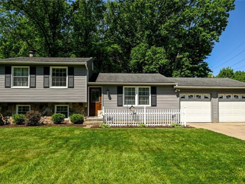 4092 Hummingbird Trail, Stow, OH 44224 Photo 1