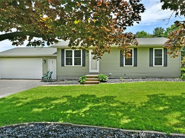 754 Warner Road , Brookfield, OH 44403