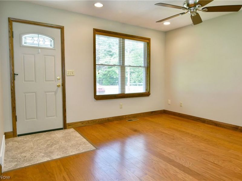 754 Warner Road , Brookfield, OH 44403 Photo 10