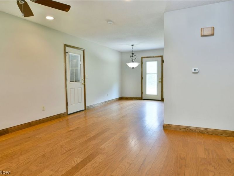 754 Warner Road , Brookfield, OH 44403 Photo 11