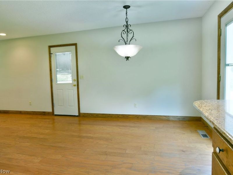 754 Warner Road , Brookfield, OH 44403 Photo 19