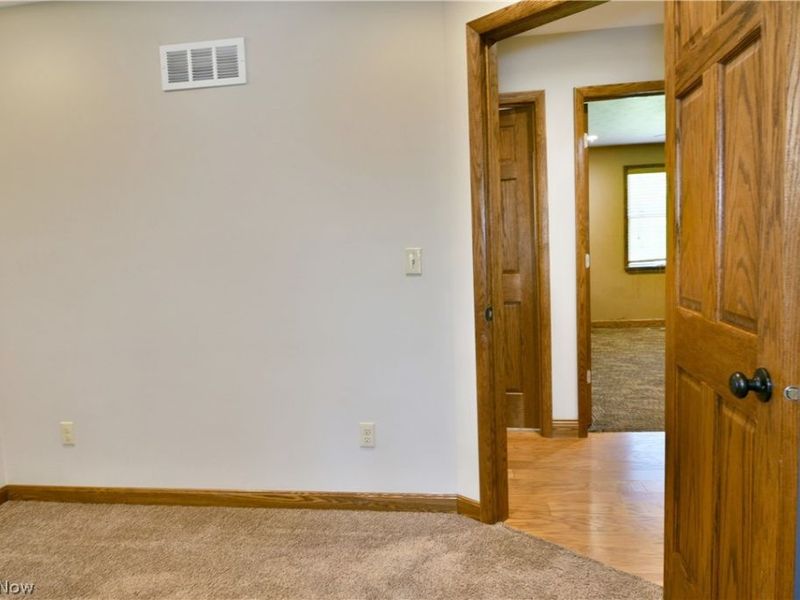 754 Warner Road , Brookfield, OH 44403 Photo 29