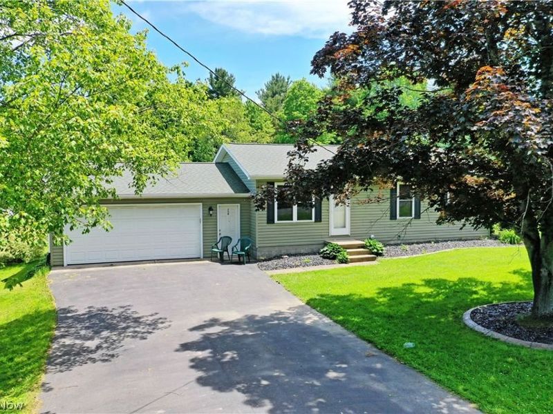 754 Warner Road , Brookfield, OH 44403 Photo 3