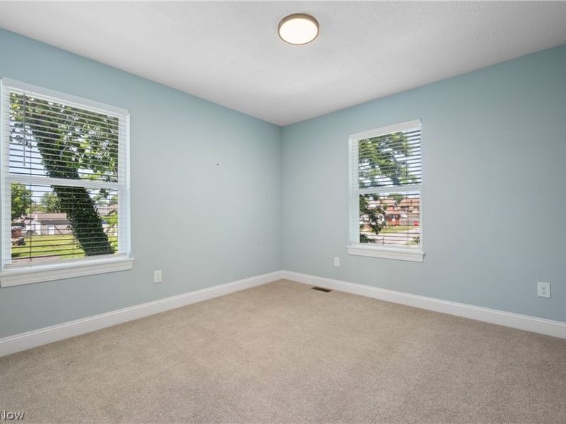 3675 Washington Park Boulevard, Newburgh Heights, OH 44105 Photo 25