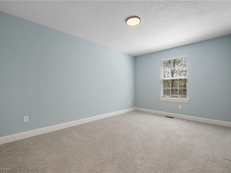 3675 Washington Park Boulevard, Newburgh Heights, OH 44105 Photo 32