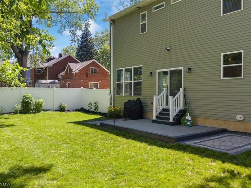 3675 Washington Park Boulevard, Newburgh Heights, OH 44105 Photo 38