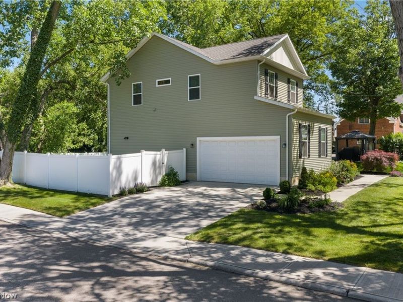 3675 Washington Park Boulevard, Newburgh Heights, OH 44105 Photo 41