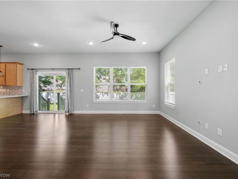 3675 Washington Park Boulevard, Newburgh Heights, OH 44105 Photo 7