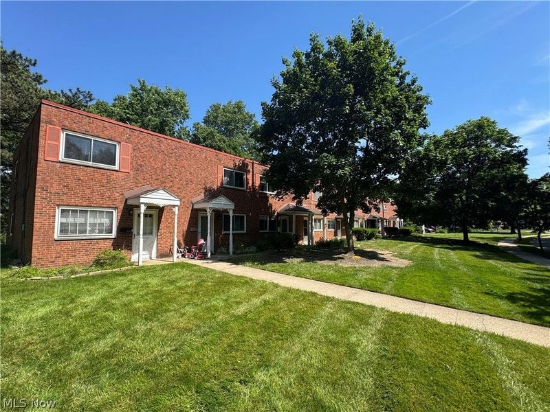 4393 Fairway Drive, Cleveland, OH 44135 Photo 3