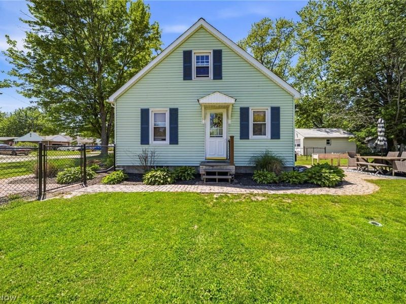 2027 W 16th Street , Ashtabula, OH 44004 Photo 2