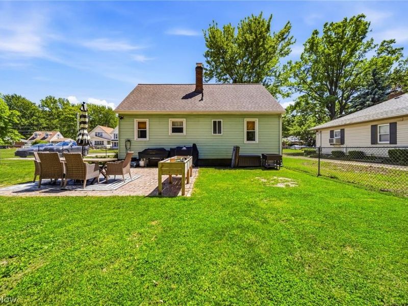 2027 W 16th Street , Ashtabula, OH 44004 Photo 4