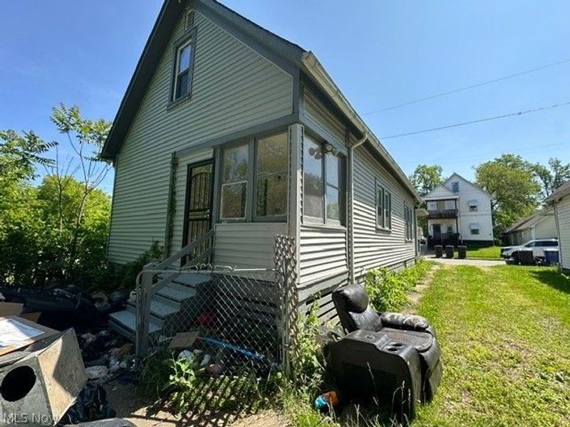 3578 E 76 Street , Cleveland, OH 44105 Photo 2