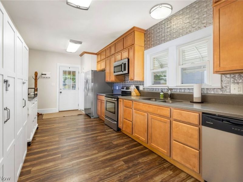 159 N Lyman Street, Wadsworth, OH 44281 Photo 8
