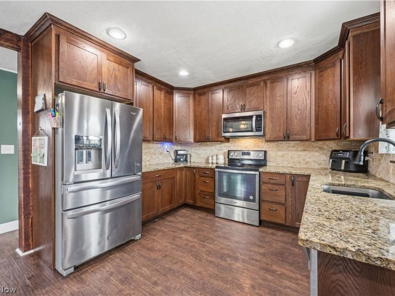 529 Park Avenue NW, New Philadelphia, OH 44663 Photo 4
