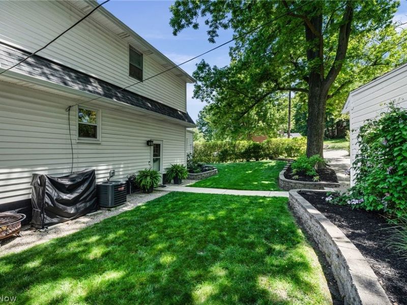 3484 Meadowbrook Boulevard, Cleveland Heights, OH 44118 Photo 34
