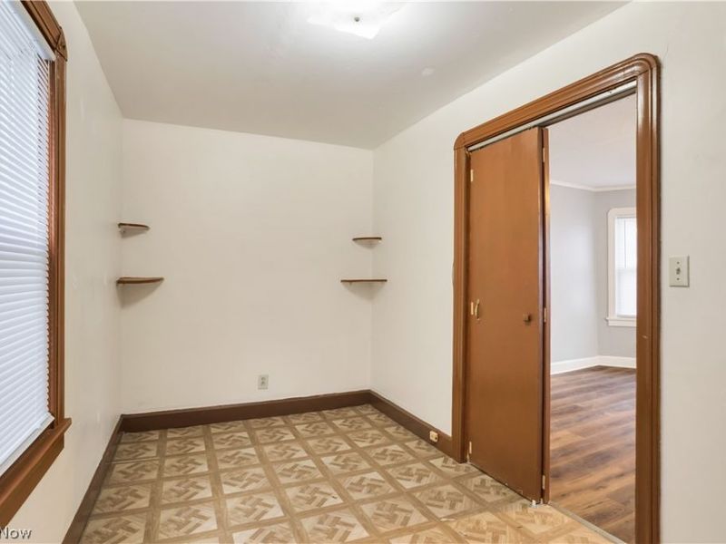 3533 Carlyle Avenue , Cleveland, OH 44109 Photo 18