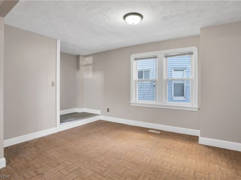 3533 Carlyle Avenue , Cleveland, OH 44109 Photo 8