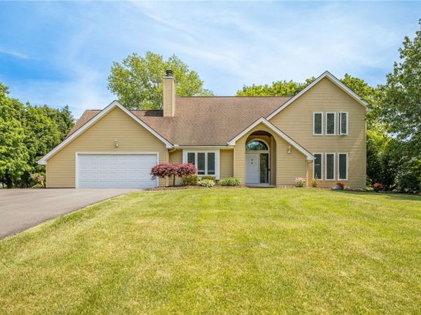 9 Rolling Plains, Honeoye Falls, NY 14472