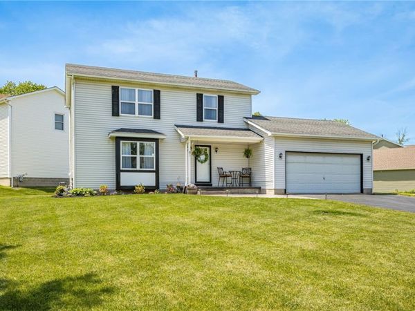 81 Cheshire Lane , Rochester, NY 14624