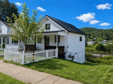 50 Rochester Street, Bradford, PA 16701