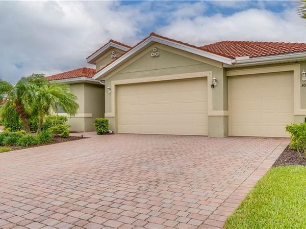3036 Sunset Pointe CIR , CAPE CORAL, FL 33914