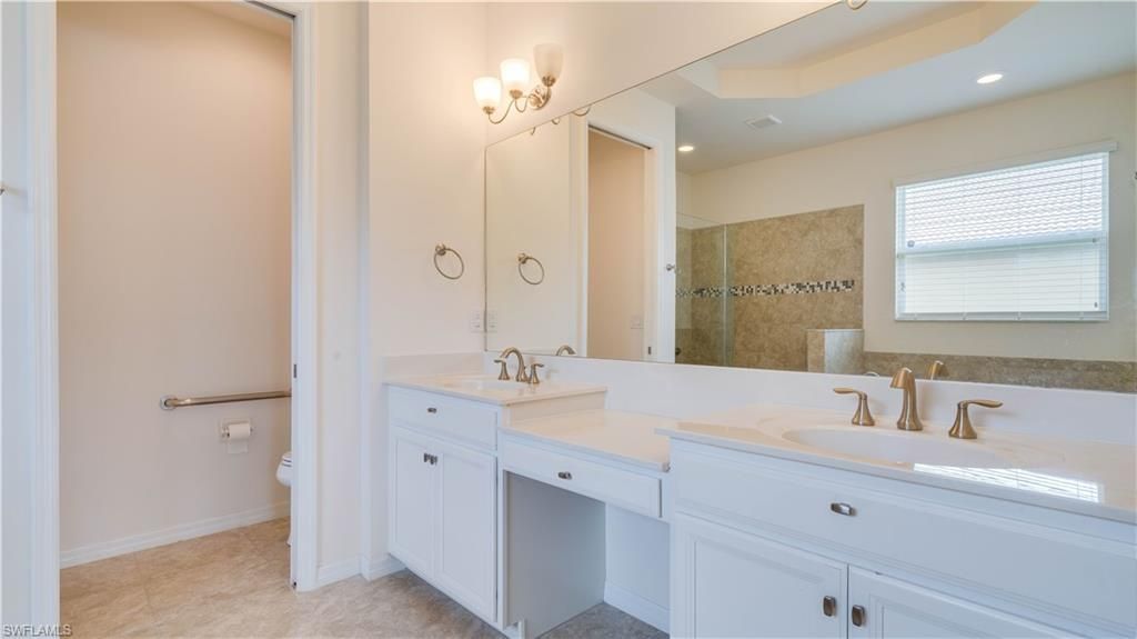 3036 Sunset Pointe Cir, Cape Coral, FL 33914 Photo