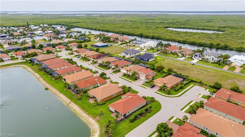 3036 Sunset Pointe Cir, Cape Coral, FL 33914 Photo