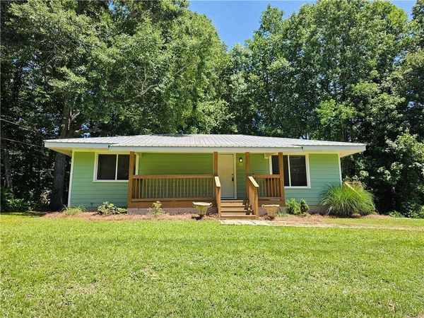 505 Beaver Pond Road , Carrollton, GA 30117
