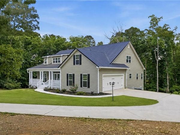 306 Oak Ridge Drive, Maysville, GA 30558